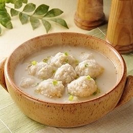 みつせ鶏のふわふわだんご白湯スープ
